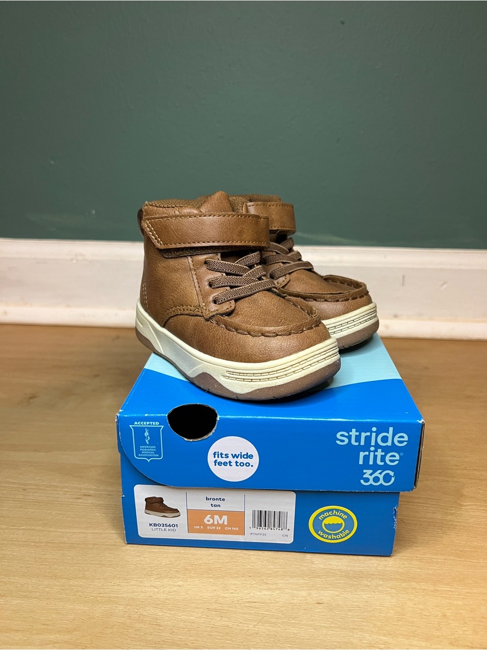 Stride Rite Toddler Brontë Chukka Boot - 6M